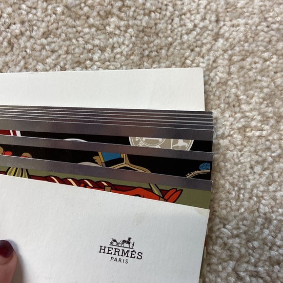 Pack of 9 Hermes paper bracelets or swatches - Picture 4 of 7